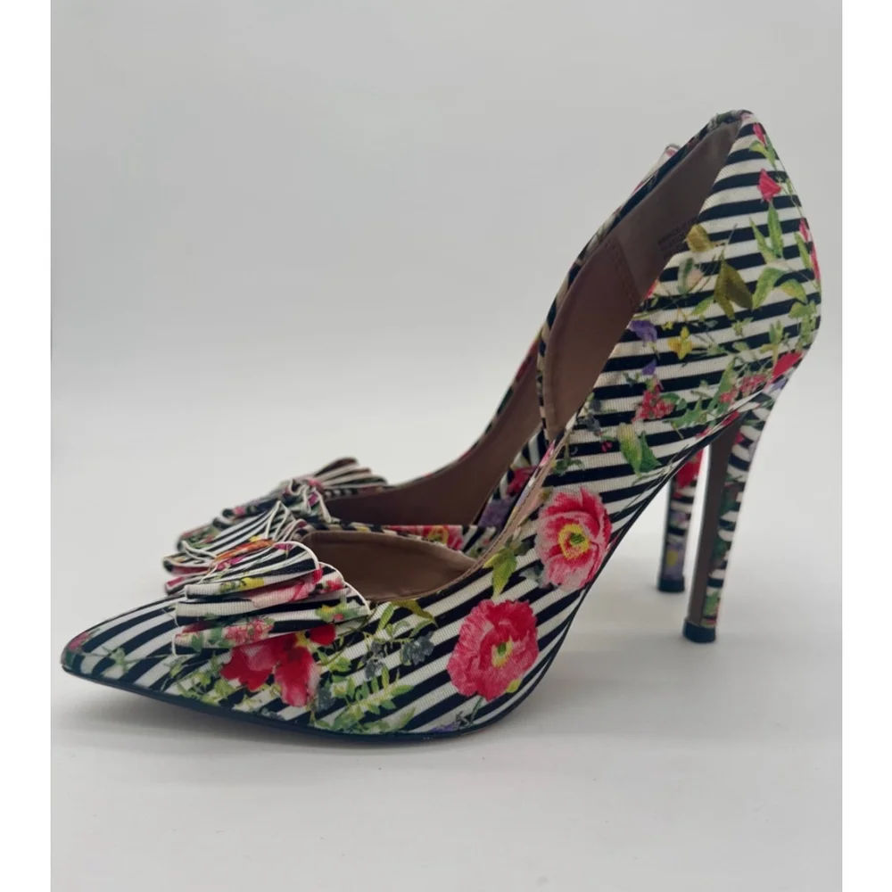 Women's Betsey Johnson Heels Size 8.5 Size Floral Black White Stripes - Picture 8 of 11
